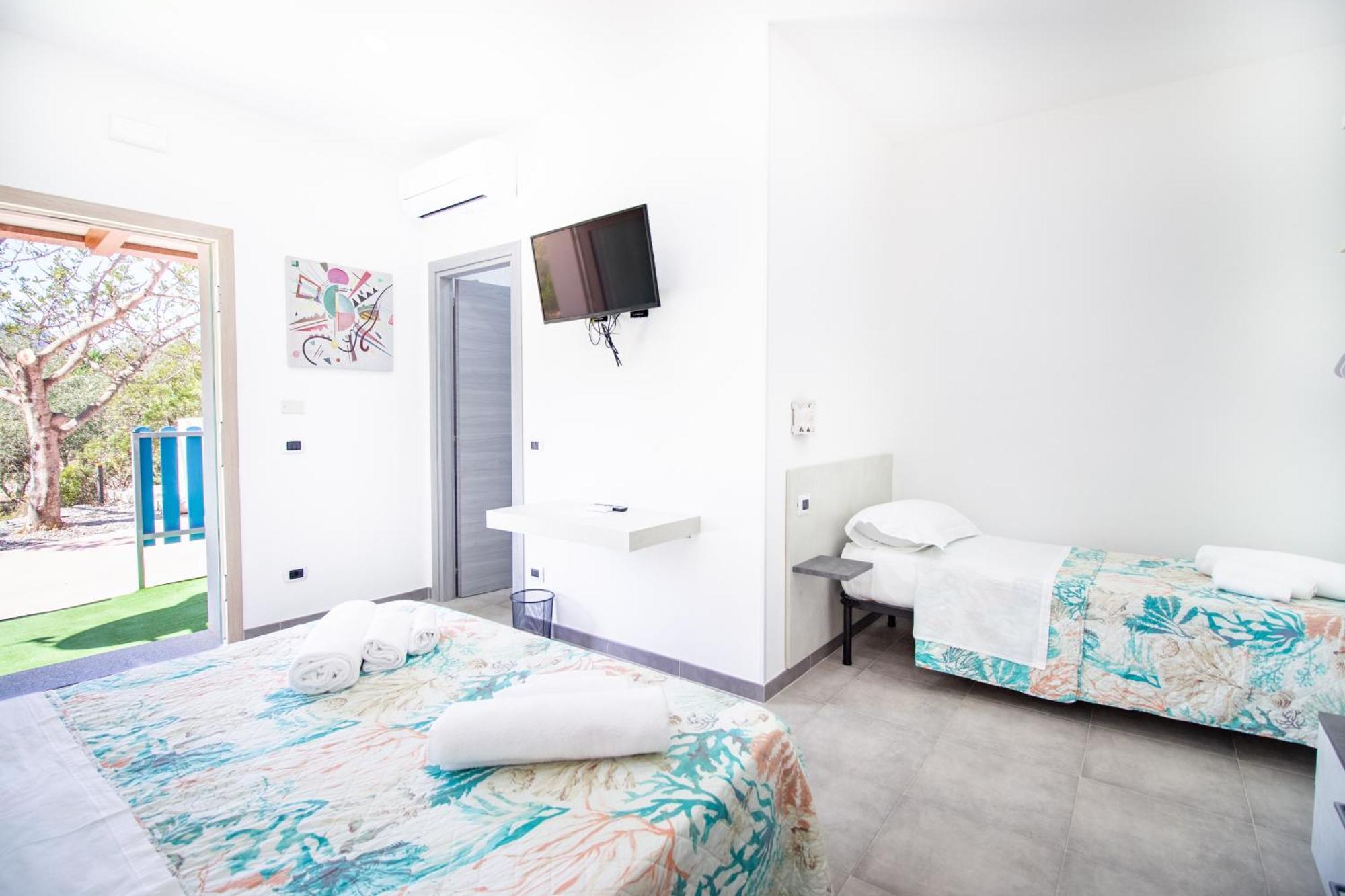 S'Omu E Chicchinu Rooms Cardedu Extérieur photo